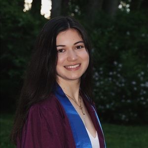 Meet your Posher, Cristina